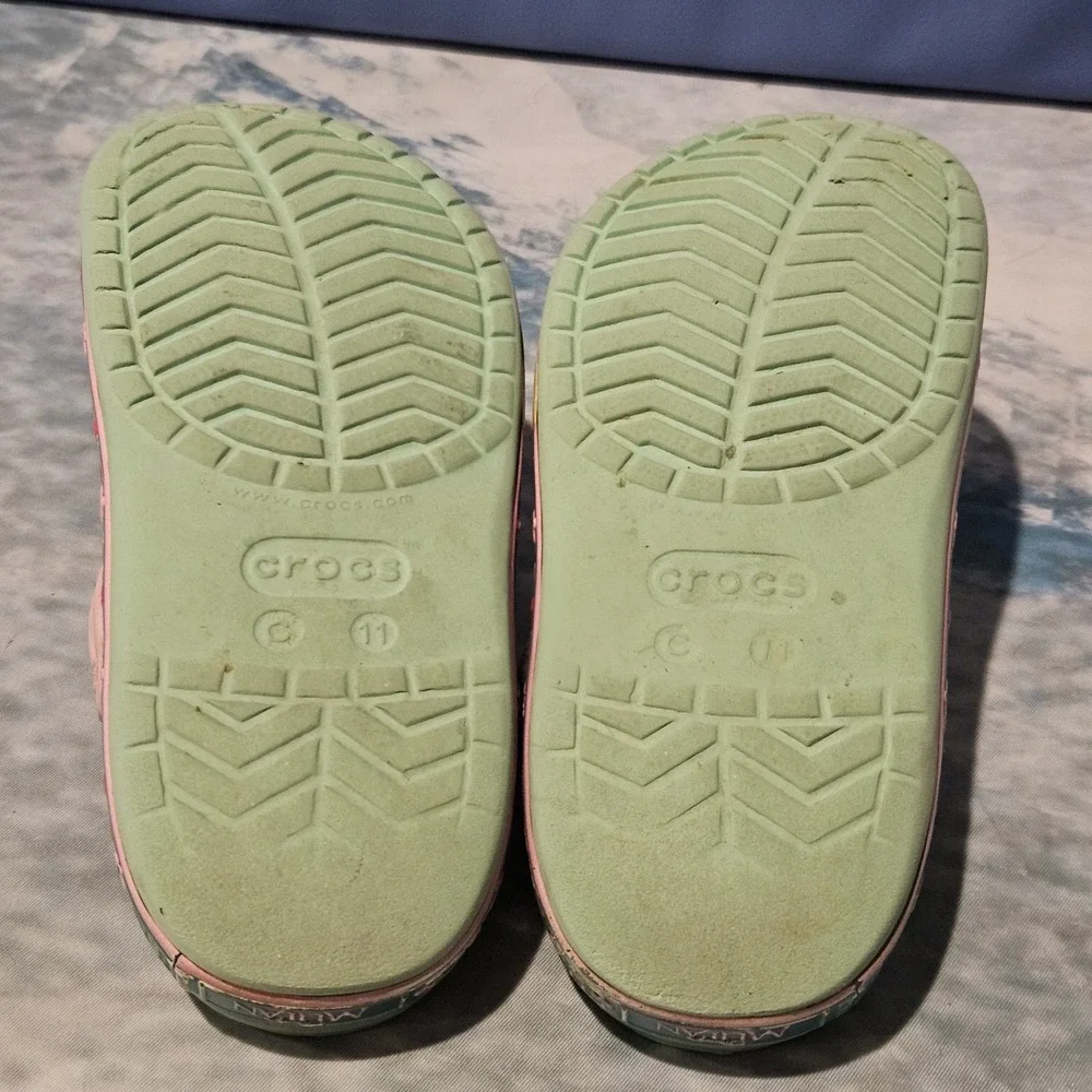 Crocs Disney Mulan Girls Toddler C11 Green Pink Character Clogs